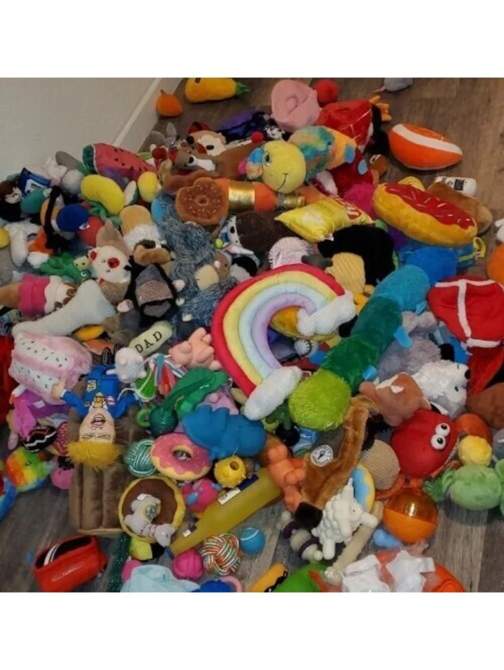 RANDOMLY SELECTED 20 PIECE LOT - HIGH QUALITY DOG TOYS BARKBOX,ZIPPY PAWS,DISNEY